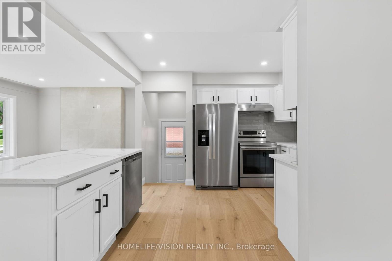 377 GRIFFITH STREET - 15
