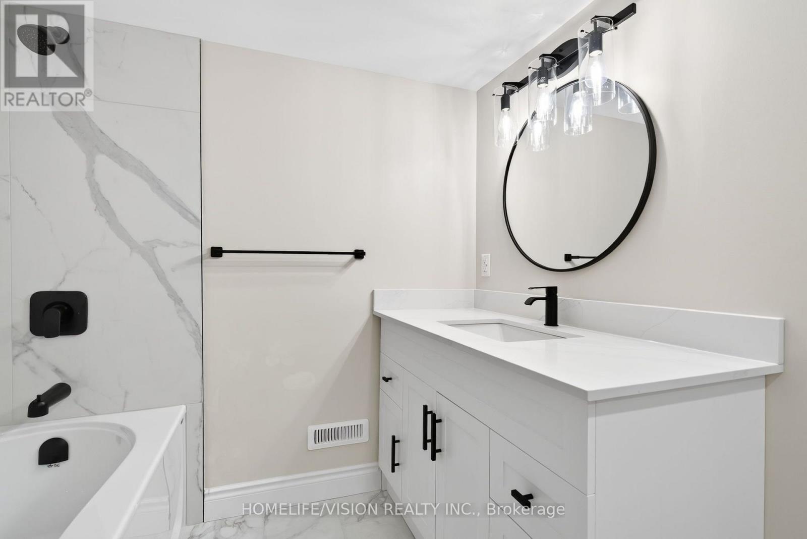 377 GRIFFITH STREET - 37