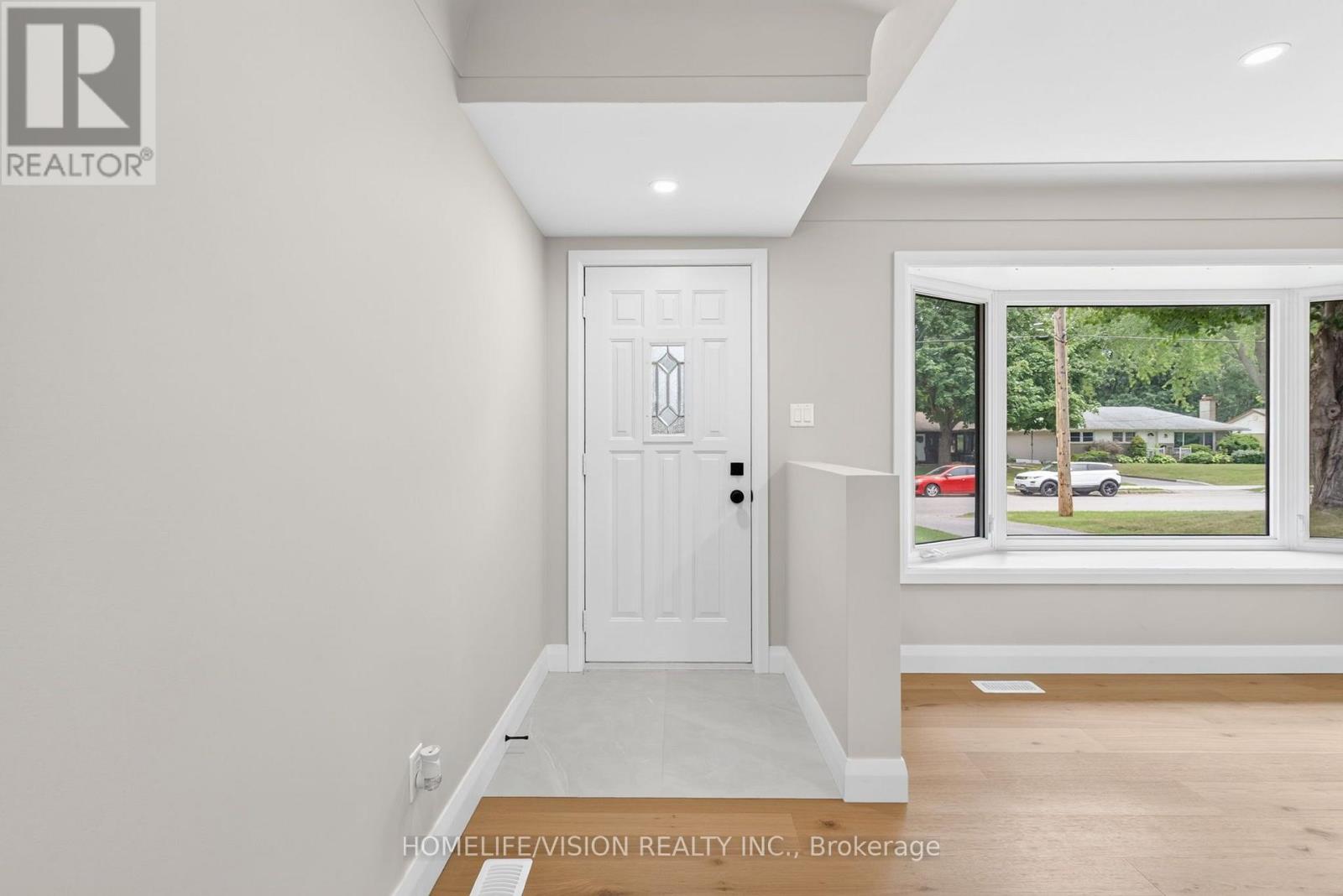 377 GRIFFITH STREET - 4