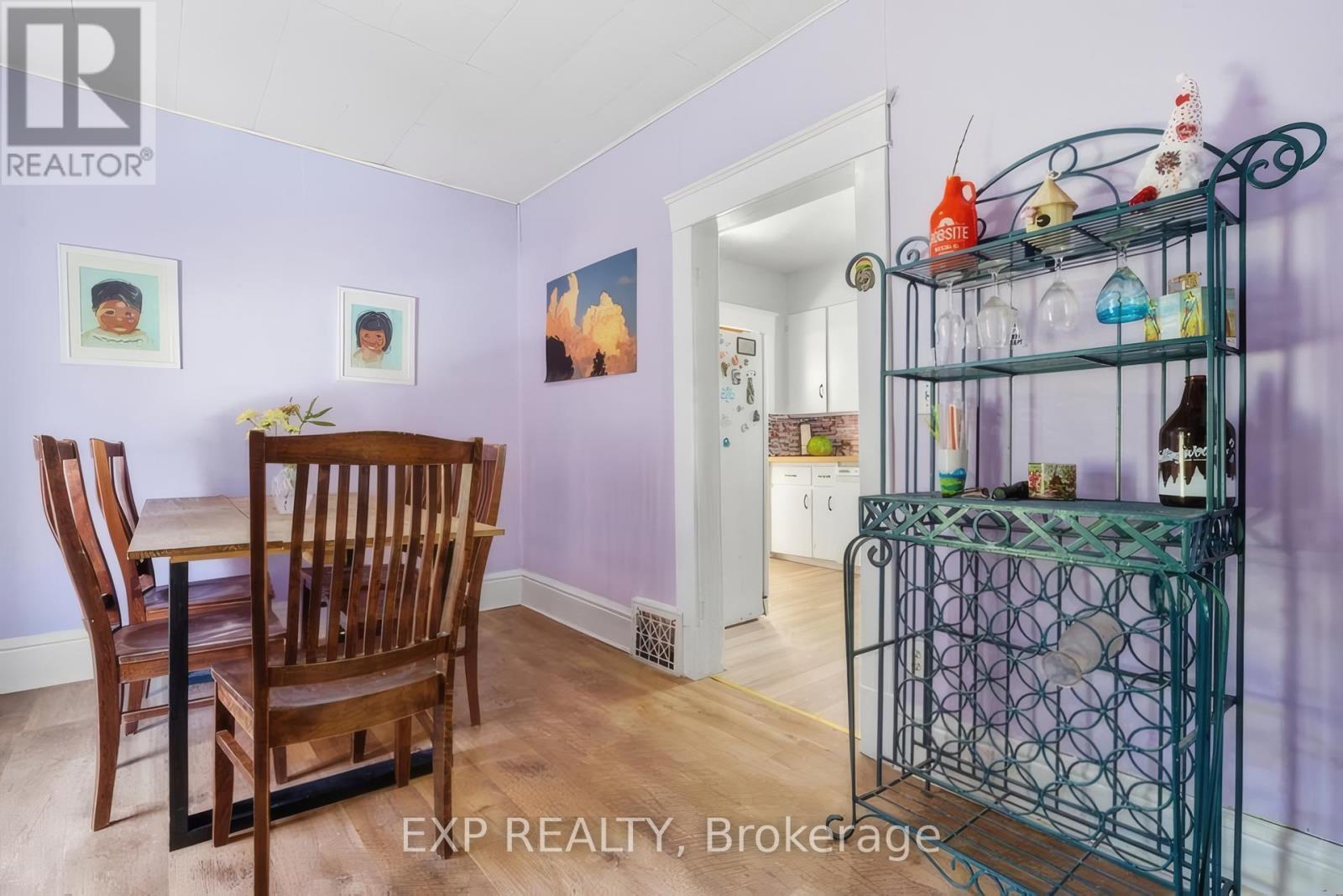 572 DOWNIE STREET - 12