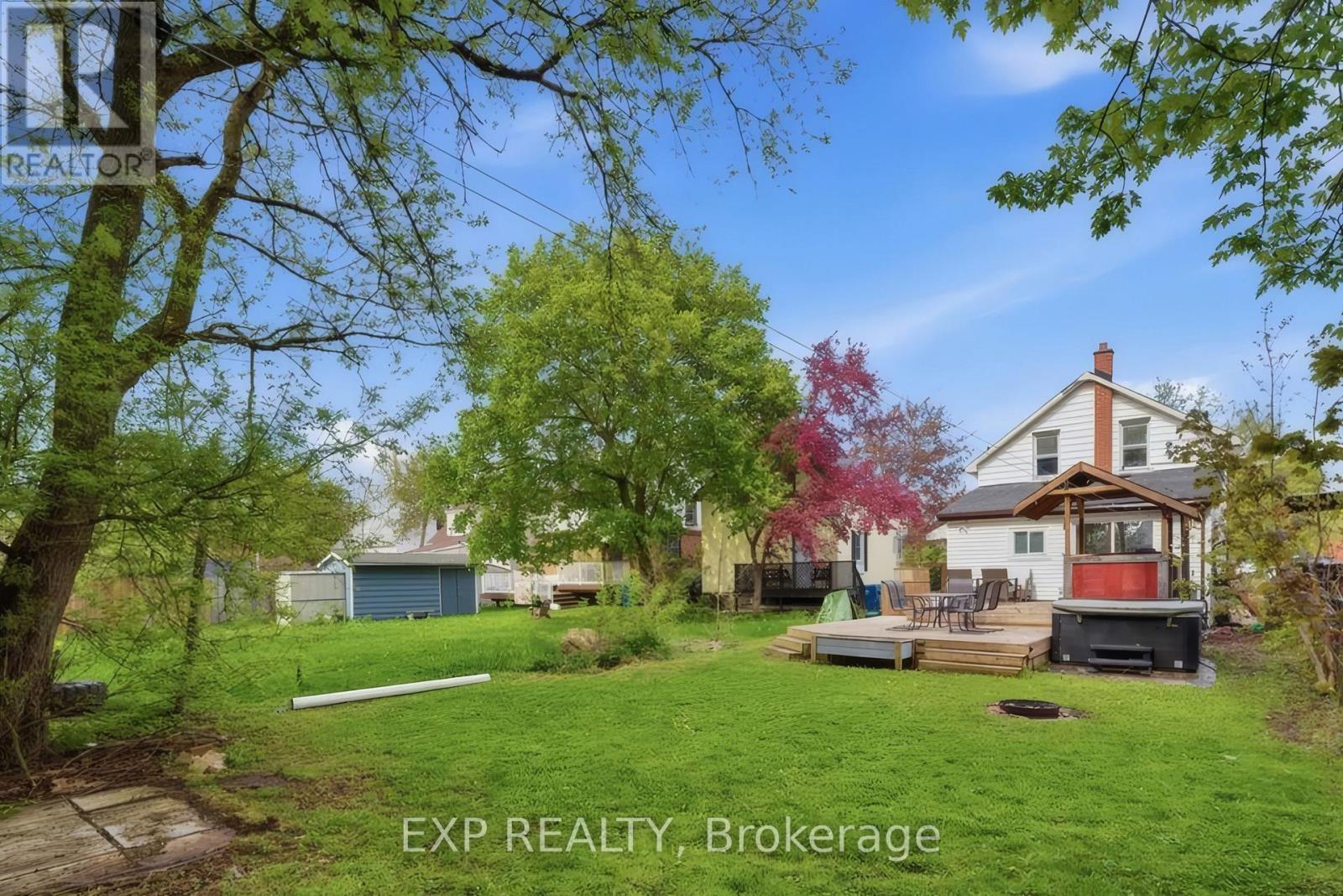 572 DOWNIE STREET - 39