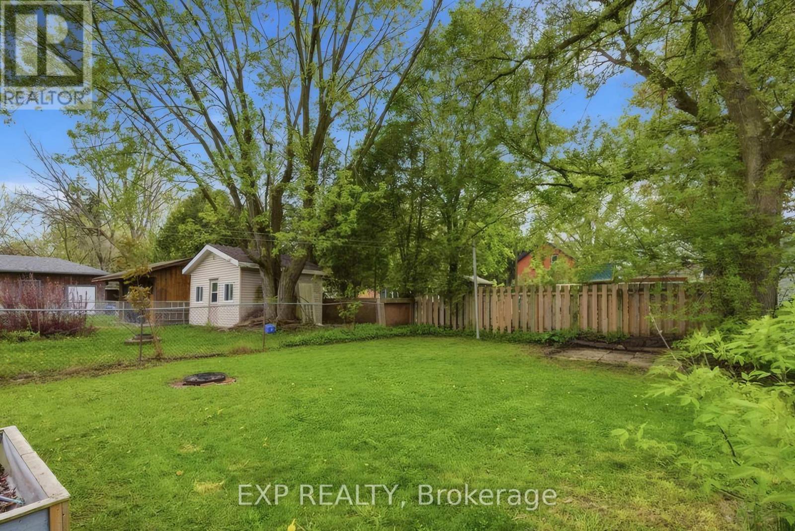 572 DOWNIE STREET - 41