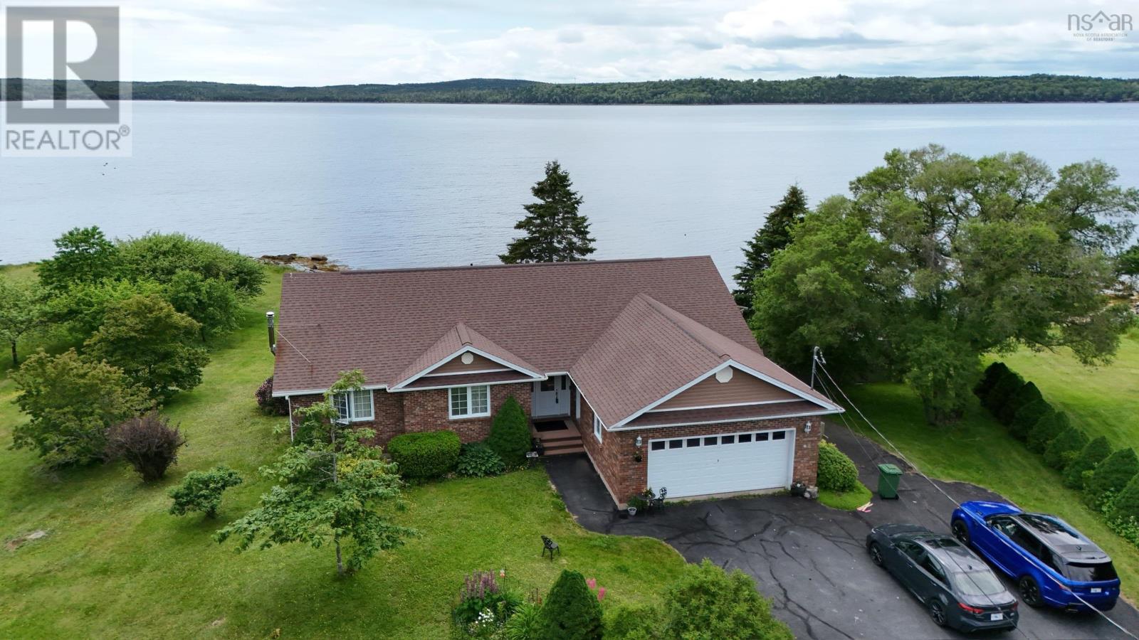 228 Ostrea Lake Road - 1
