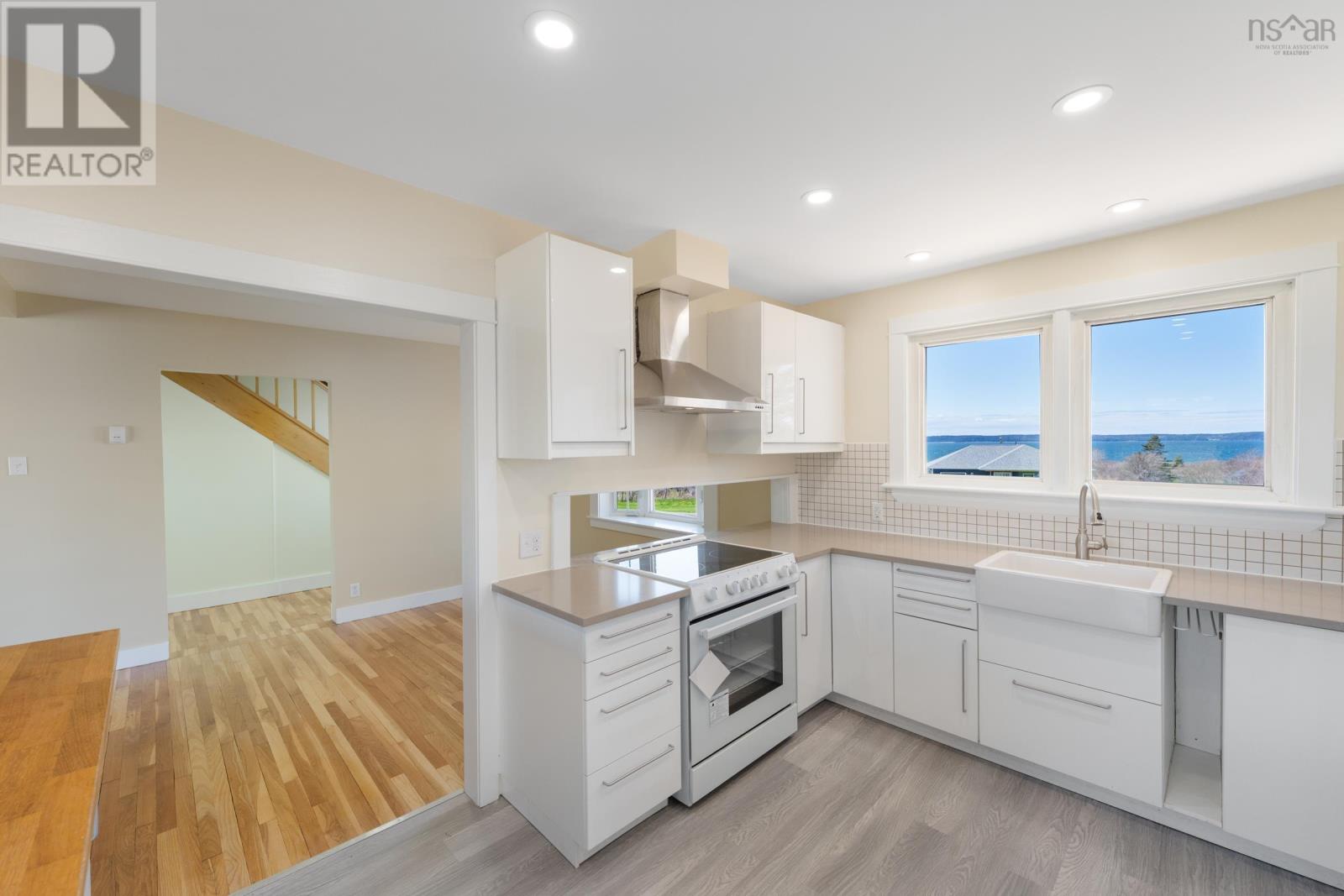 3367 Highway 1 - 15