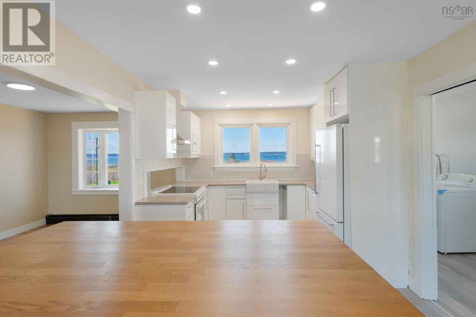 3367 Highway 1 - 19