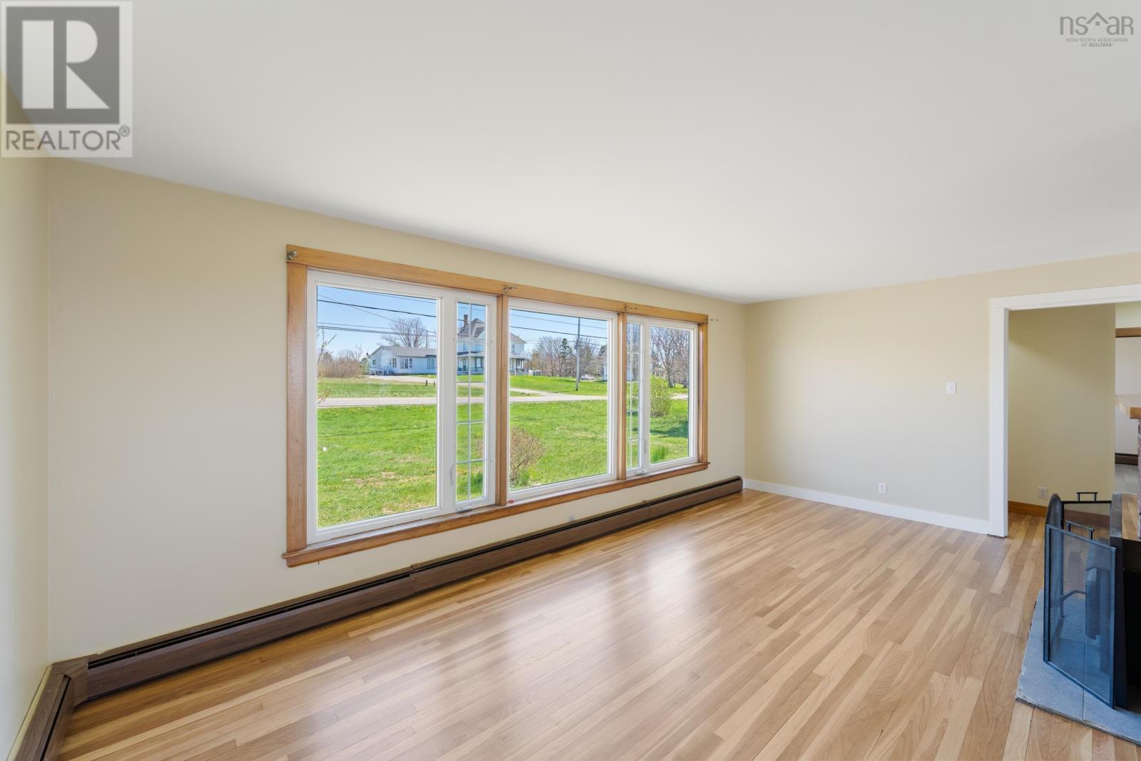 3367 Highway 1 - 20