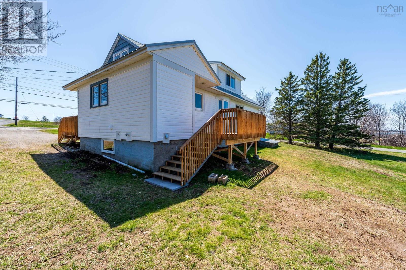 3367 Highway 1 - 42