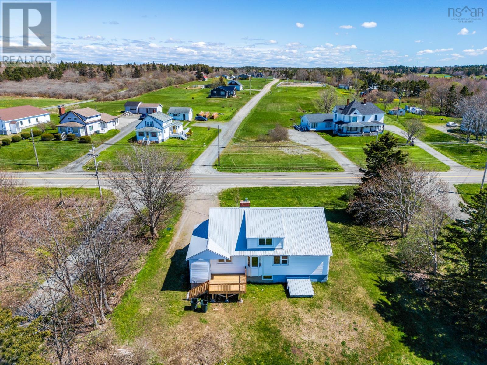 3367 Highway 1 - 5