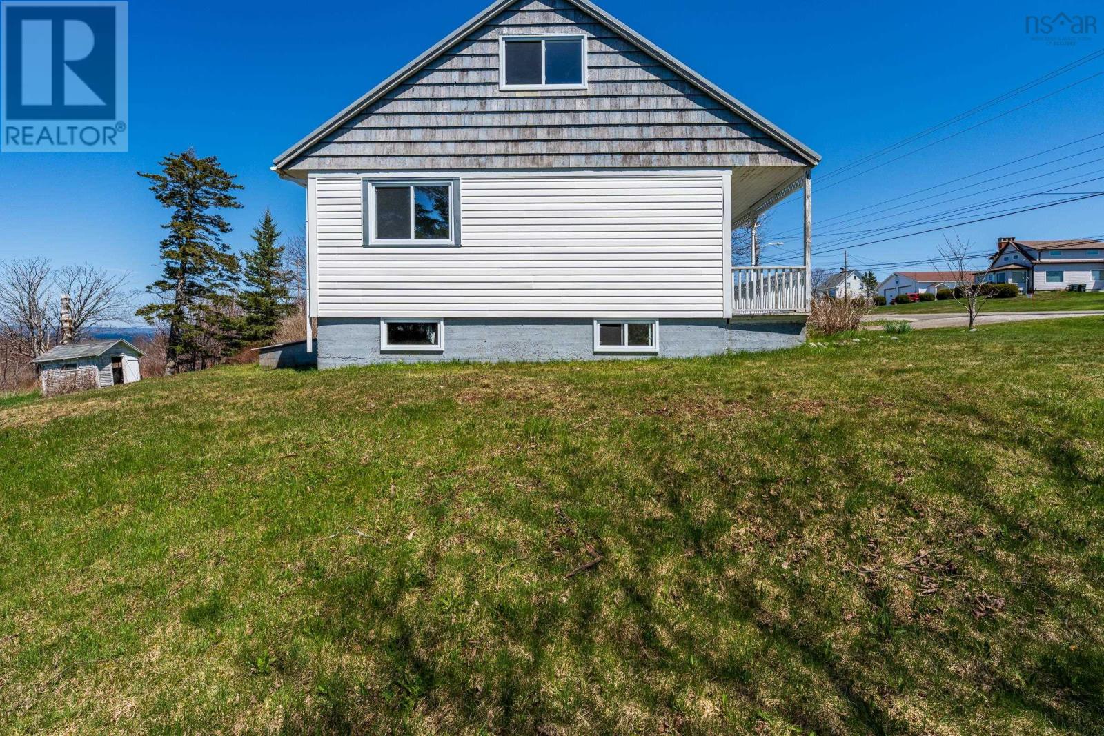 3367 Highway 1 - 48