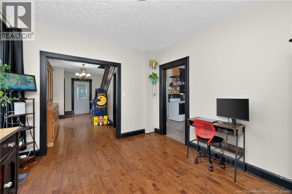 62 Academy Street - Image 13