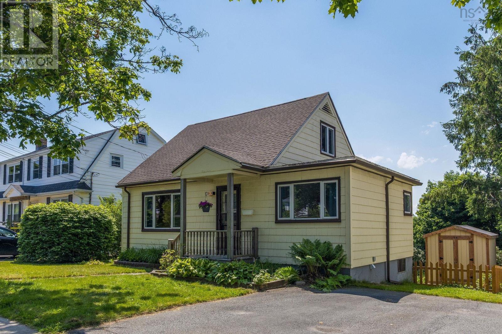 3824 Basinview Drive - 1