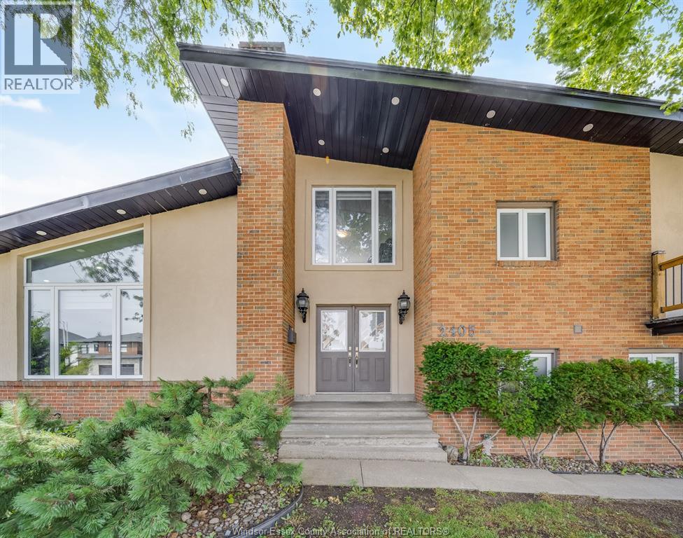 2405 ROXBOROUGH BOULEVARD - 1
