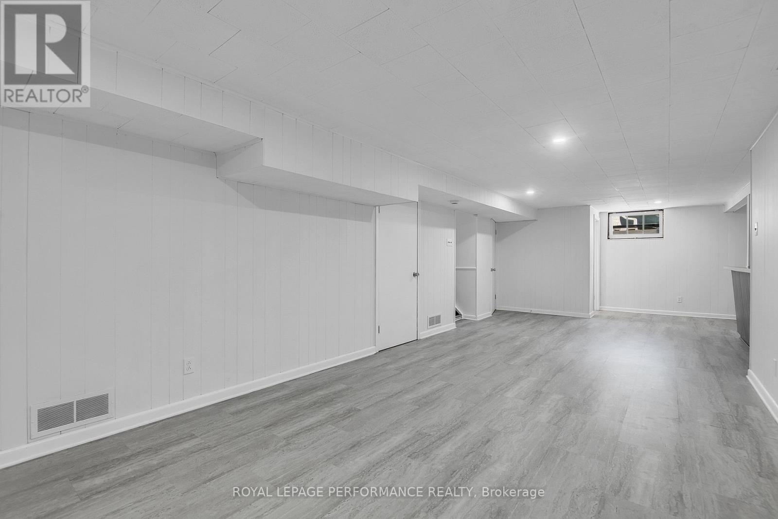 3 Bed, 2 Bath House for Rent in Ottawa – 2243 HILLARY AVENUE, Ottawa – MLS# X13530104 - Image 20