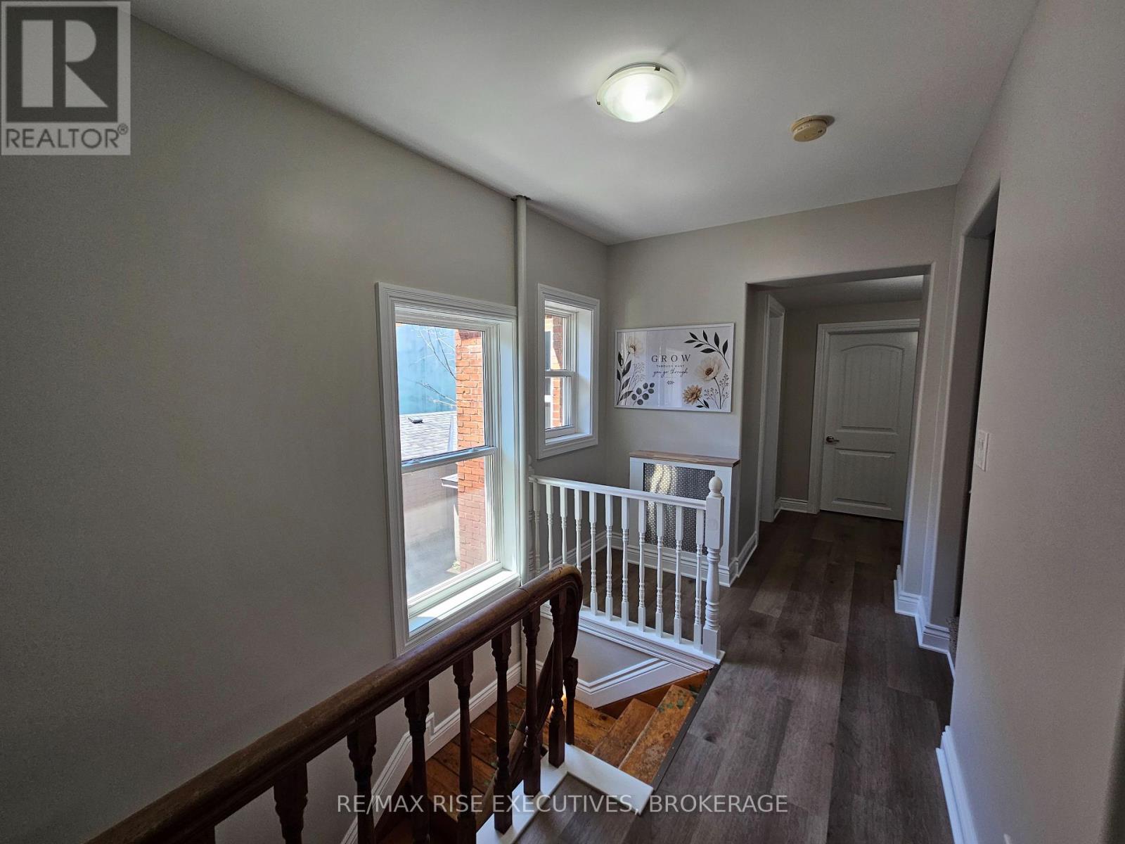 524 FRONTENAC STREET - 16