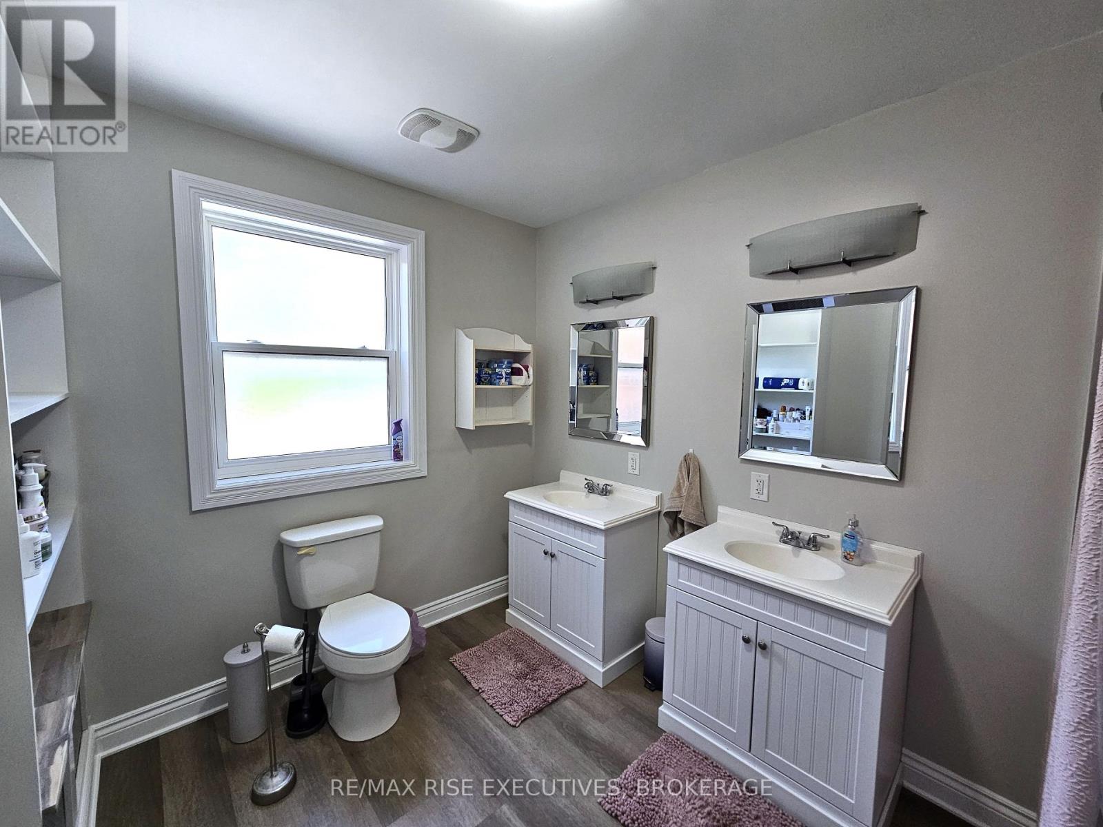 524 FRONTENAC STREET - 19