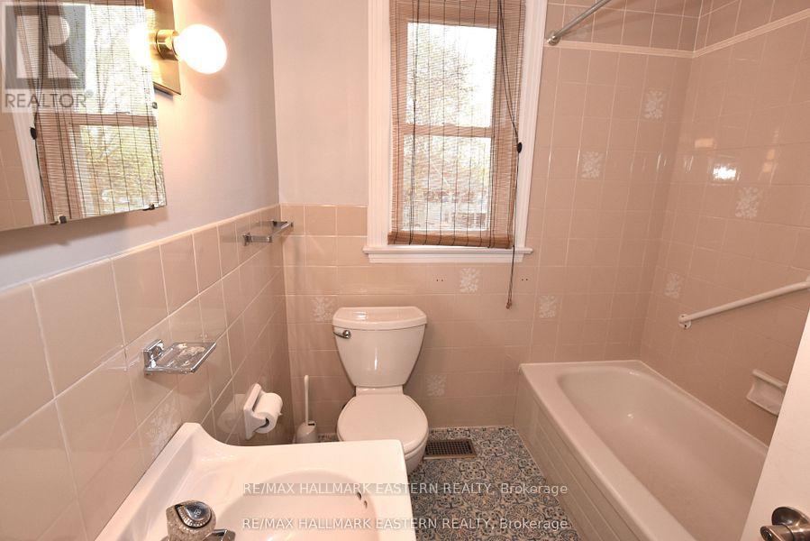 269 ABERDEEN AVENUE - 8