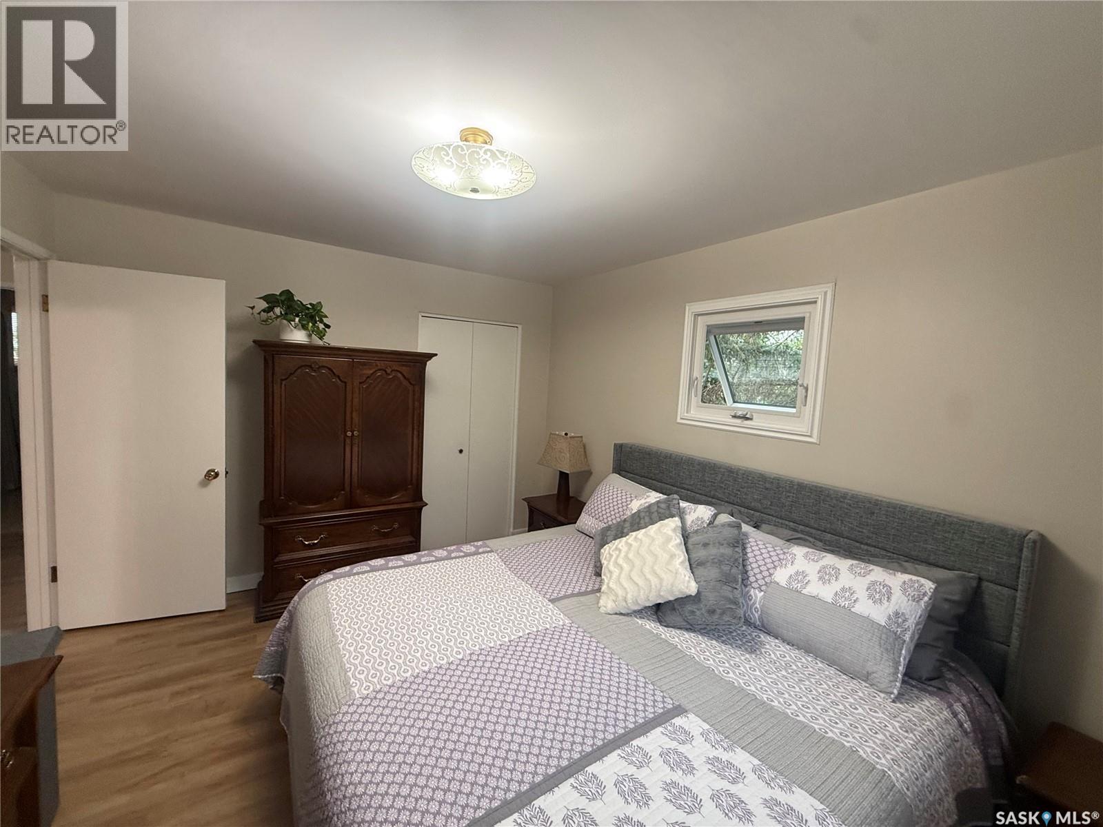 214 Brian STREET - 12