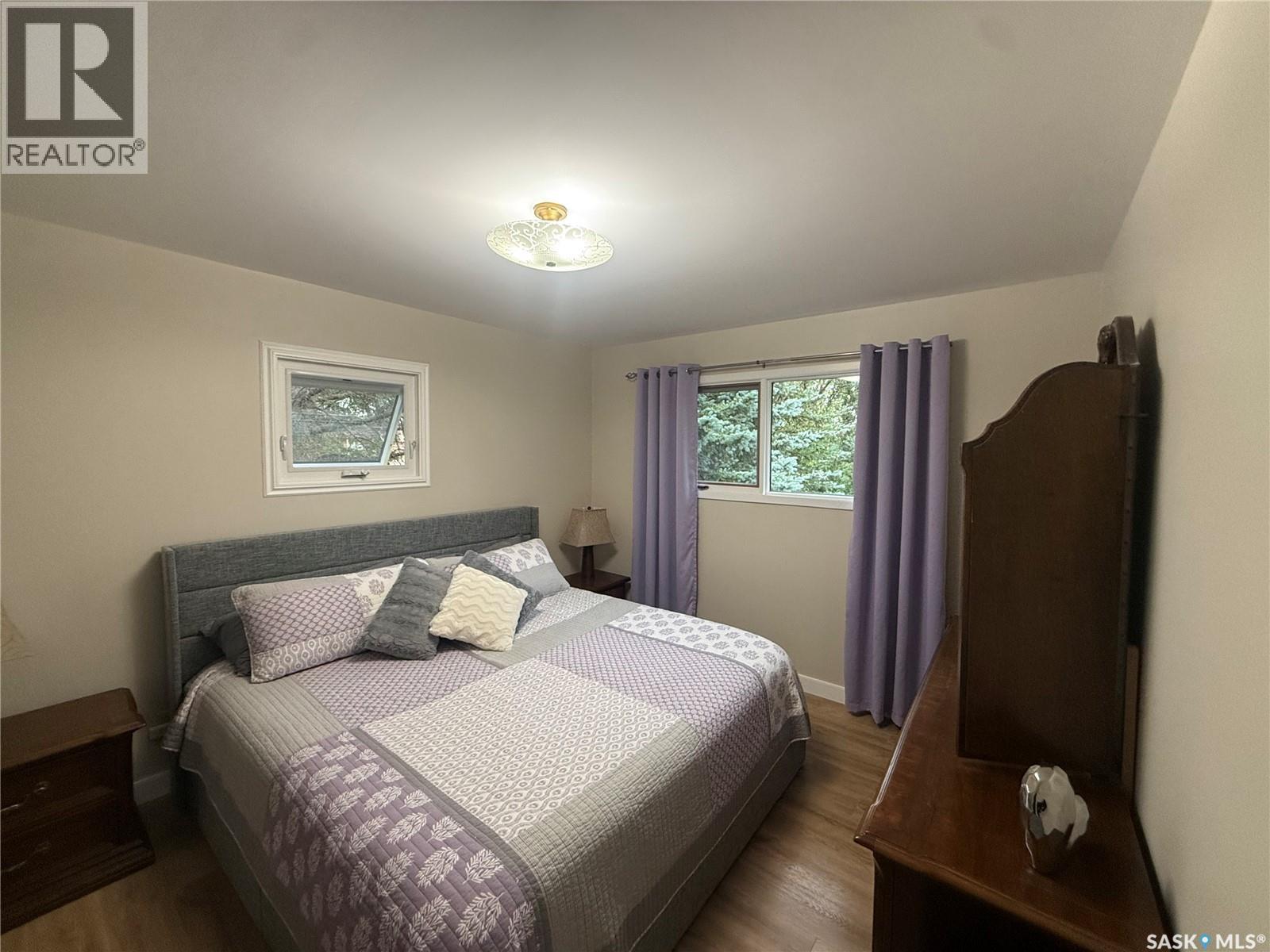214 Brian STREET - 13