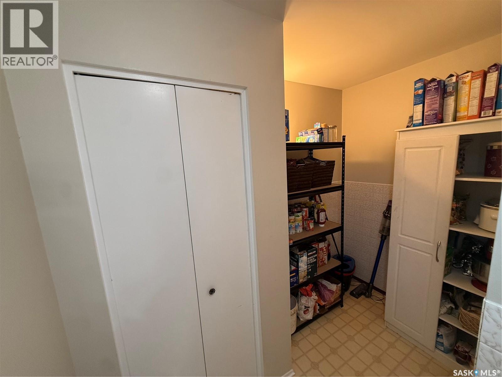 214 Brian STREET - 17