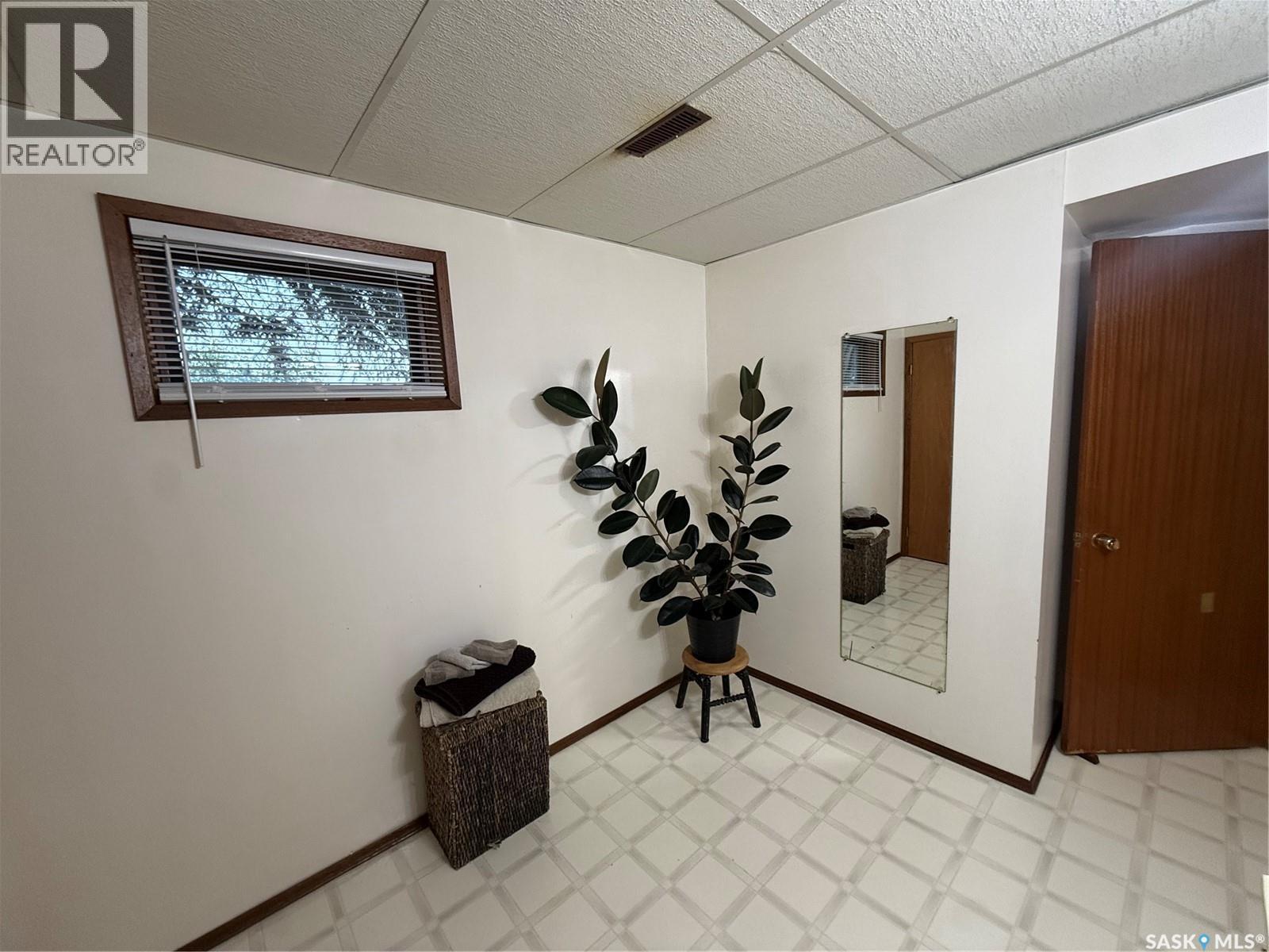 214 Brian STREET - 19
