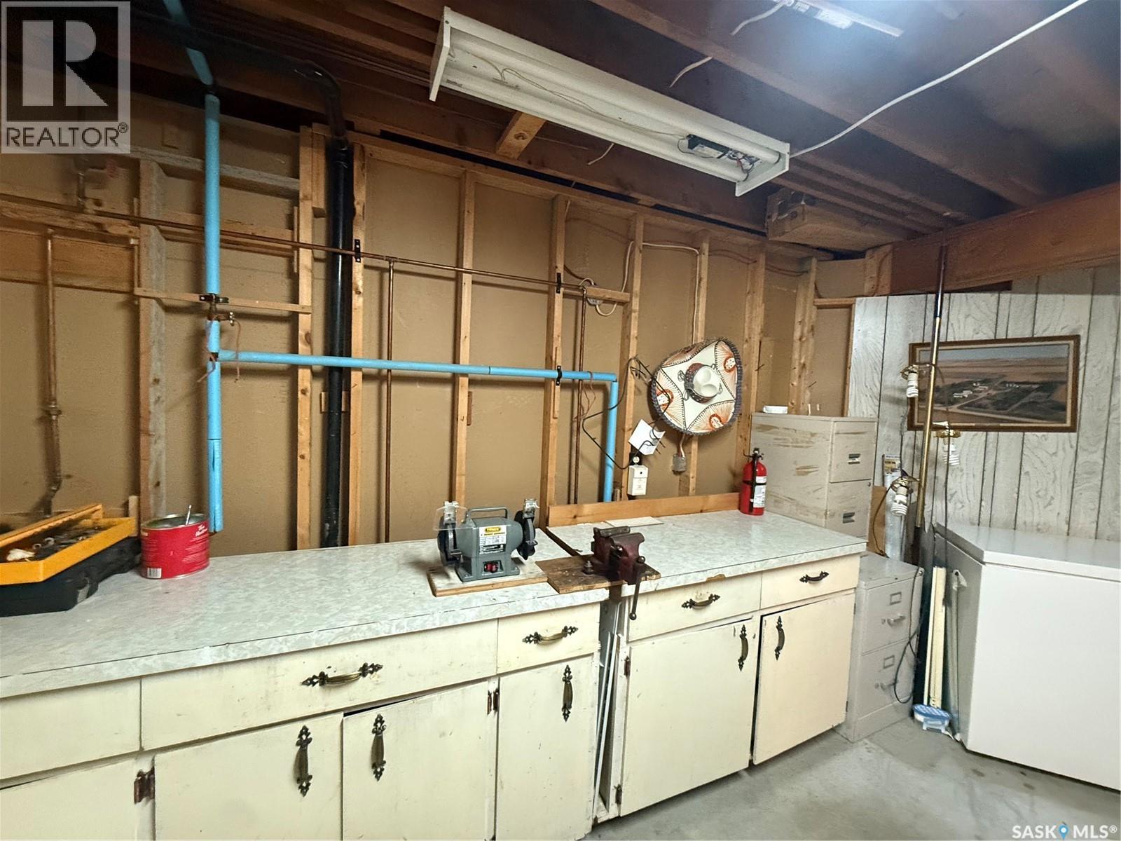 214 Brian STREET - 29