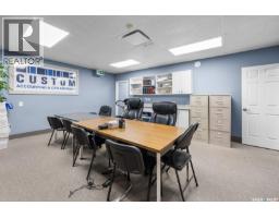 405 Broad Street, Regina, SK S4R1X4 Photo 6
