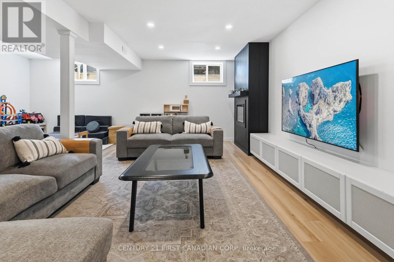 30 TRAPPER STREET - Image 31