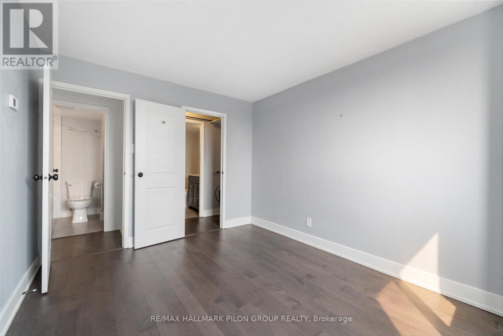 #902 154 NELSON STREET - 13