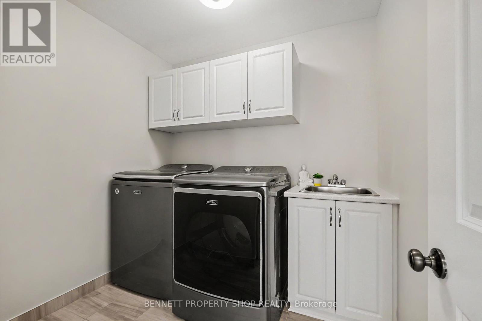 599 ROCKROSE WAY, Ottawa. Luxury613. By Peter Sagos - Image 16