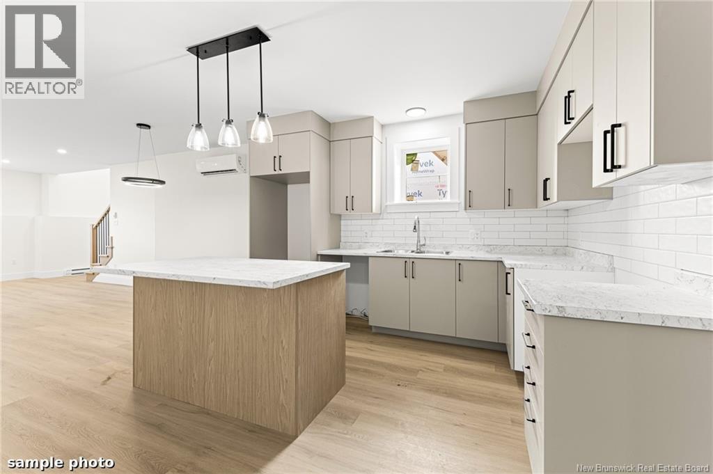 47 Mansfield - Image 3
