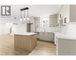 47 Mansfield, photo 3