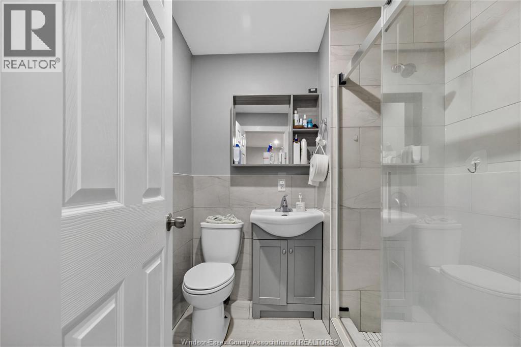 761 ASSUMPTION STREET - 4