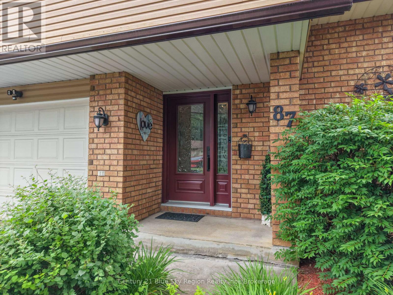 87 LABRECHE DRIVE - 3