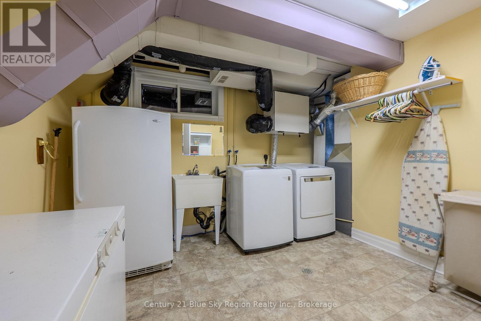 87 LABRECHE DRIVE - 33