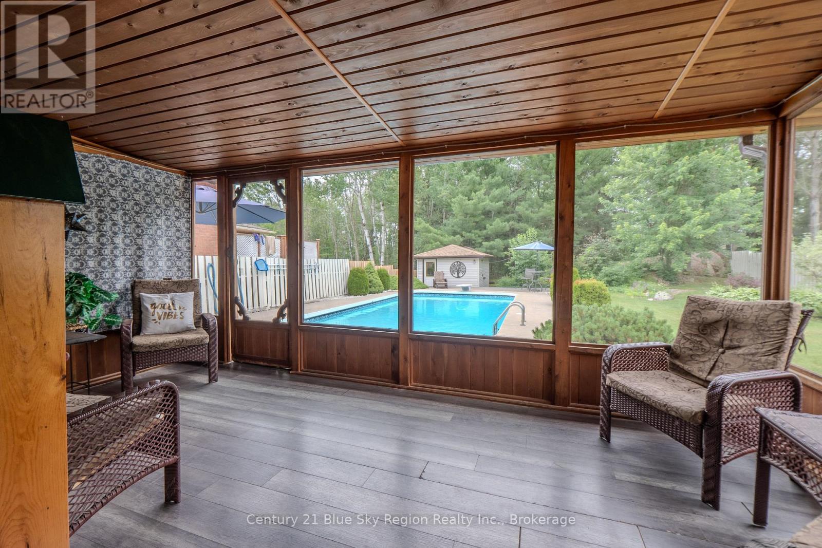87 LABRECHE DRIVE - 37
