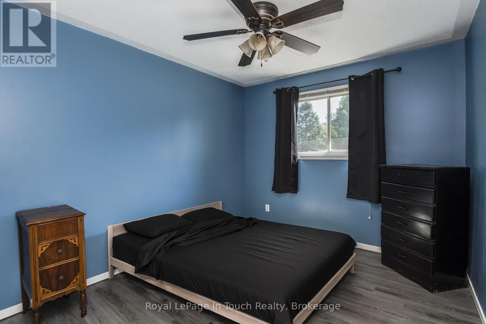 817 BIRCHWOOD DRIVE - 10