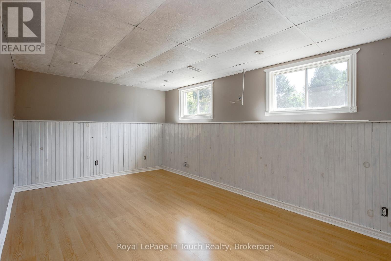 817 BIRCHWOOD DRIVE - 12