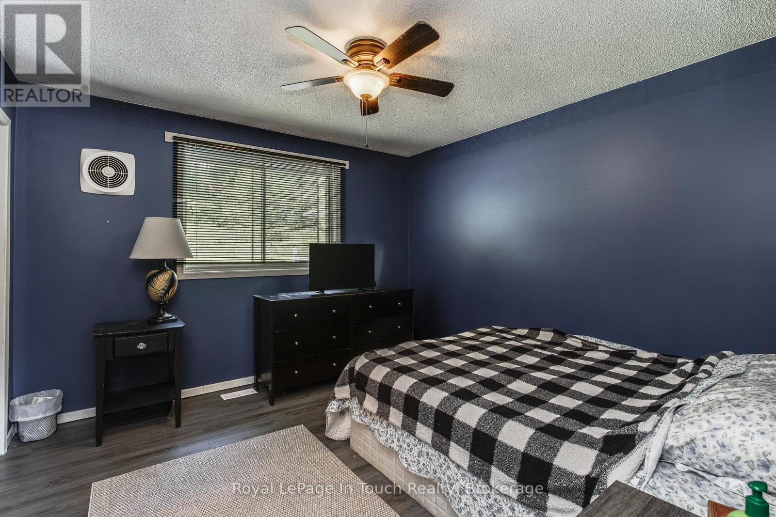 817 BIRCHWOOD DRIVE - 9