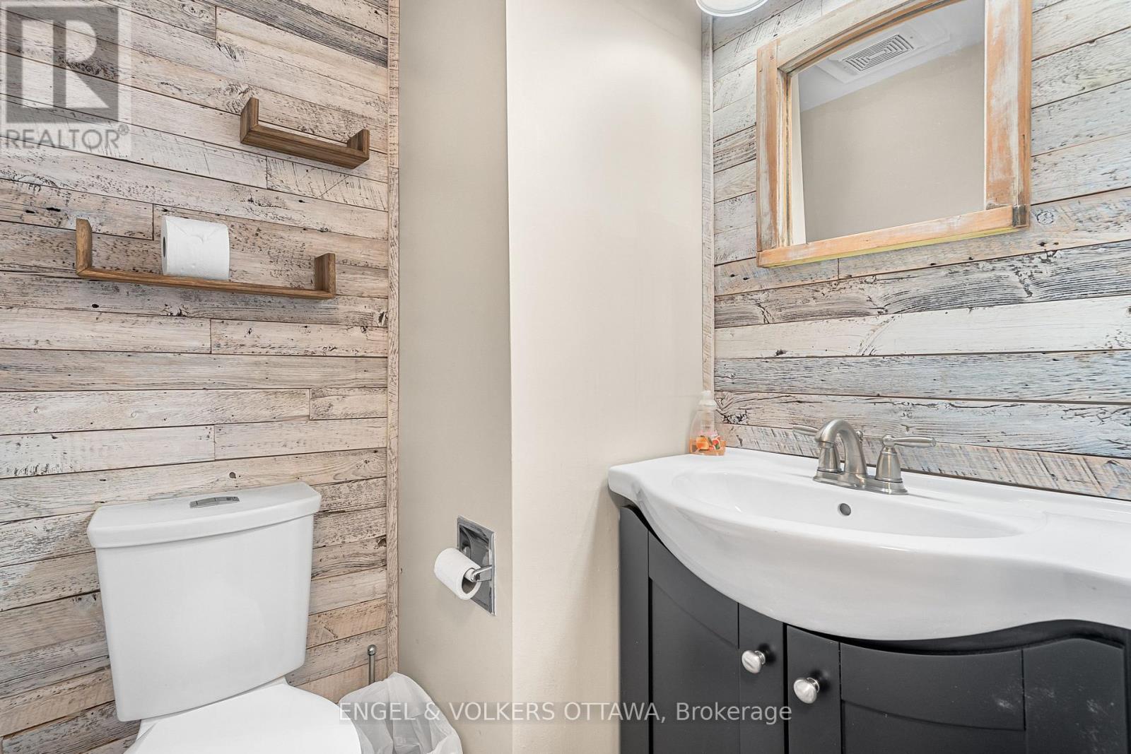 #109 6532 BILBERRY DRIVE - 23