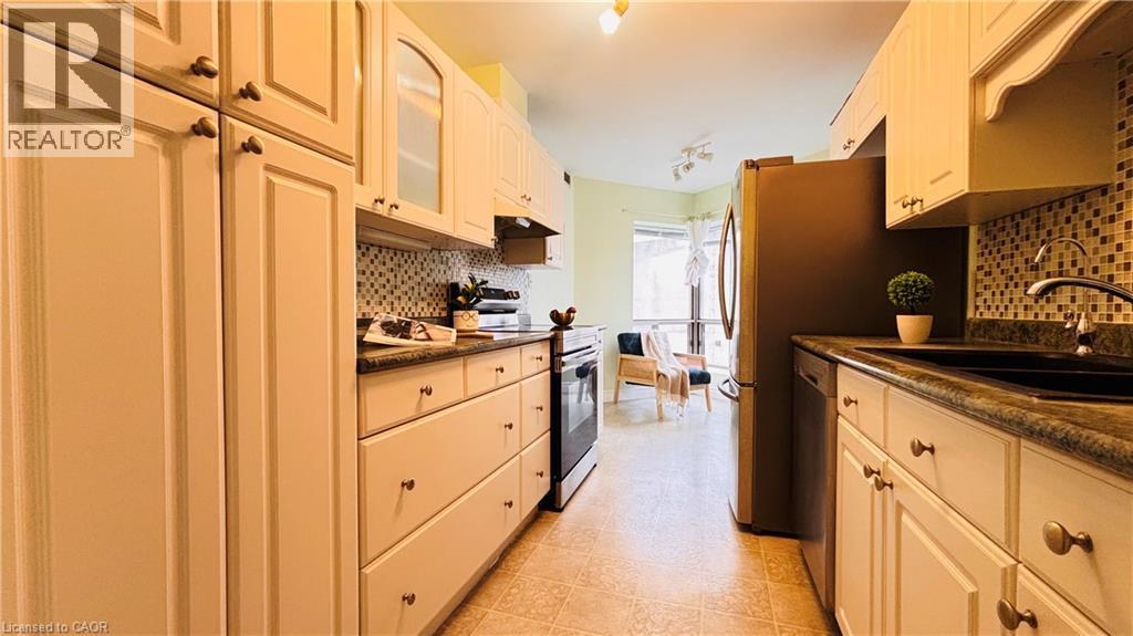 300 KEATS Way Unit# 207 — photo 3