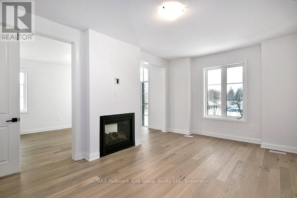 5-11 BAY STREET E - 46