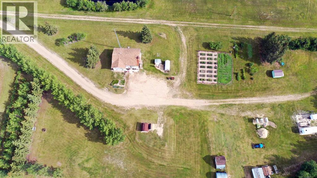 784017 HWY 740 - Photo 37