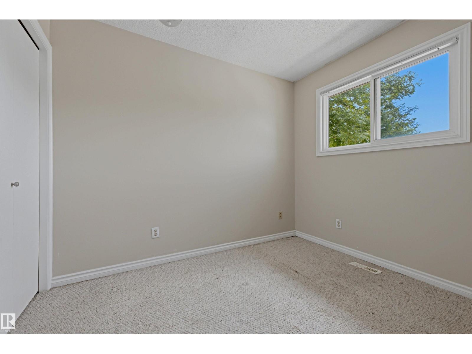 2345 139 AV NW - 23