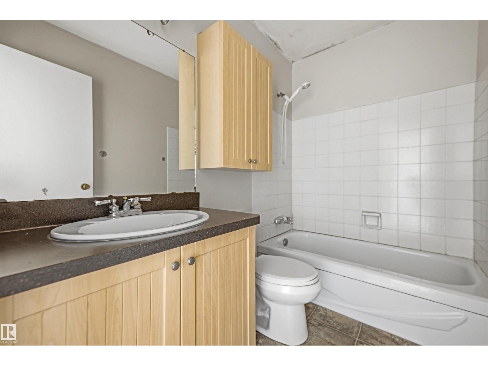 2345 139 AV NW - 26