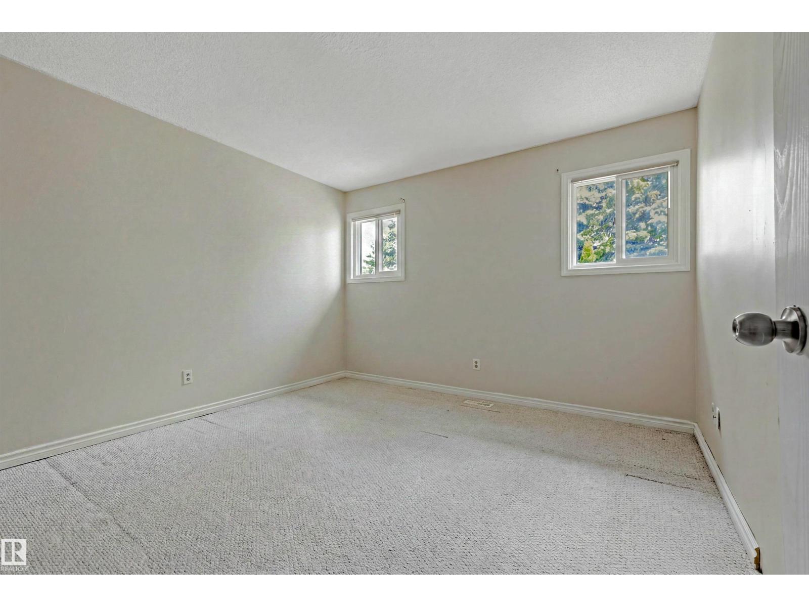 2345 139 AV NW - 25