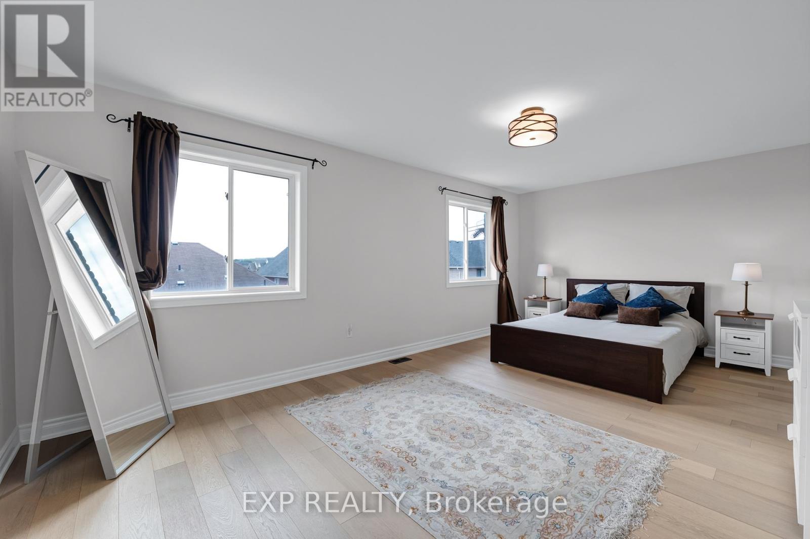 320 DOWSON LOOP - 21