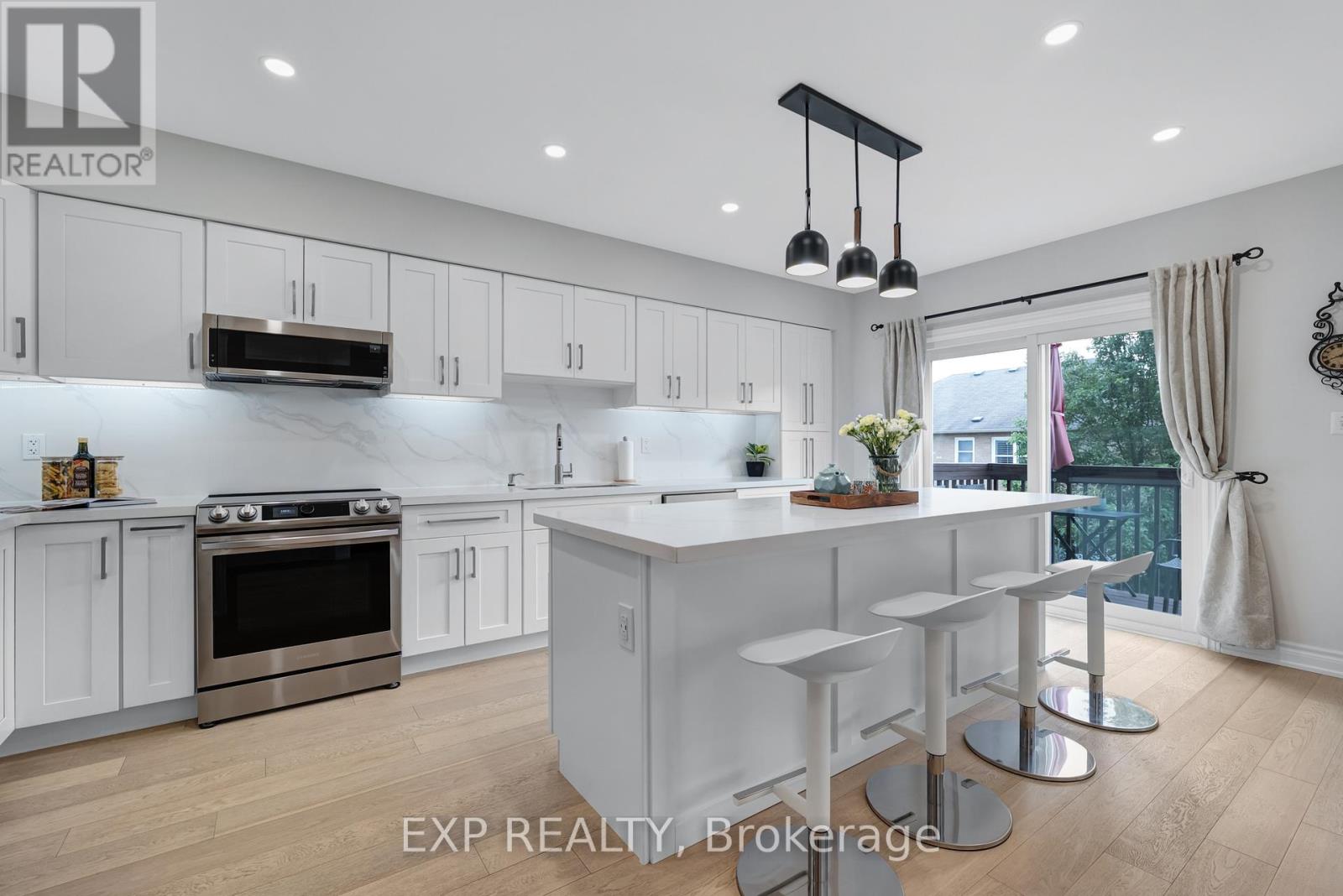 320 DOWSON LOOP - 6