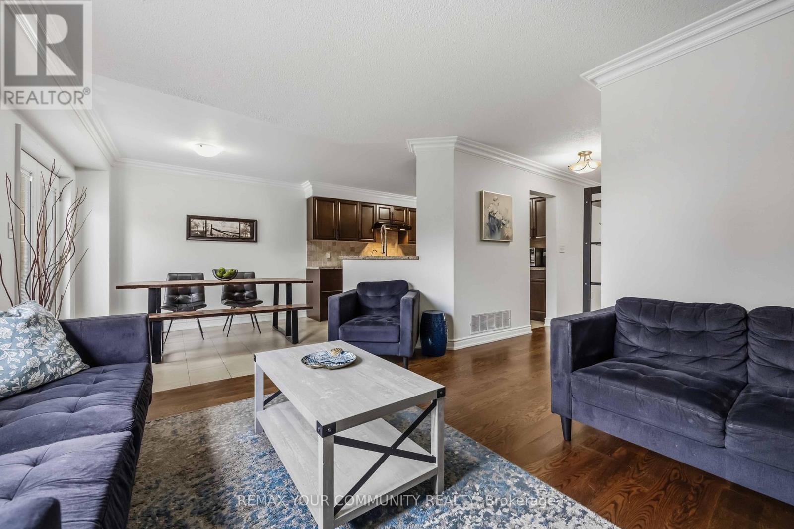 56 HIRST AVENUE - 13