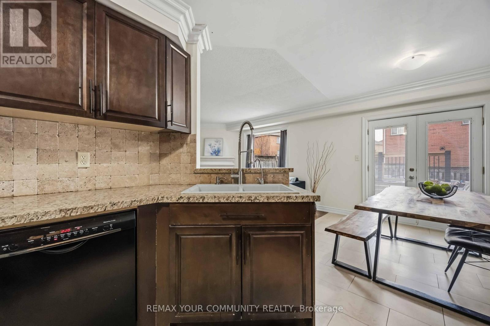 56 HIRST AVENUE - 17