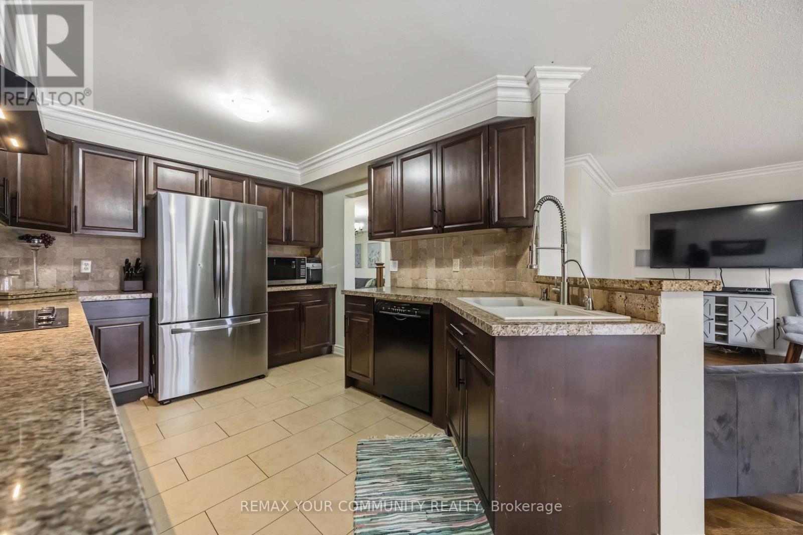56 HIRST AVENUE - 18